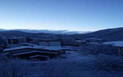 Alba innevata a Moggio